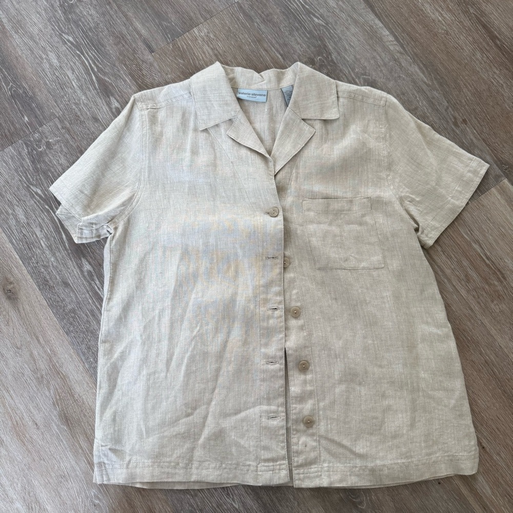 Valerie Stevens Beige Button Down Shirt